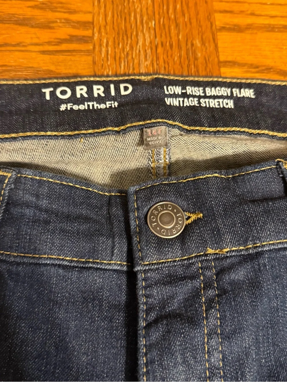 Torrid Low Rise Baggy Flare Vintage Stretch Dark Wash Denim Jeans Sz 14 Tall NWT